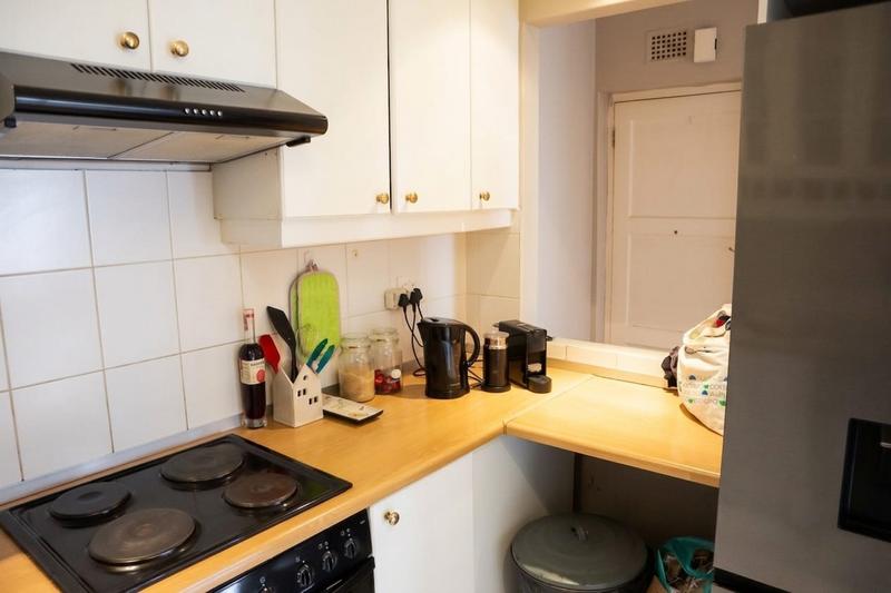 To Let 2 Bedroom Property for Rent in Vredehoek Western Cape